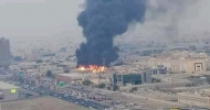 انفجار صهاريج نقل محروقات في مطار أبوظبي والحوثيون يتحدثون عن عملية نوعية 