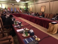مشاورات الكويت تبحث تشكيل الهيئات الإشرافية وقرار بالعزل السياسي