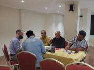 في لقائه مع وفد المعهد الأوروبي للسلام.. الاشتراكي يؤكد على استمرار الهدنة وصولا لتسوية سياسية شاملة