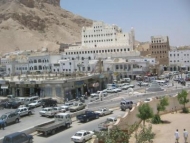السلطة المحلية بوادي حضرموت تعتقل عمال محطة الكهرباء الغازية وتحقق مع مهندس باكستاني