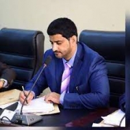 نائب وزير النقل ينفي صحة الاخبار المتداولة عن محاولة سفرة بالقوة عبر مطار عدن