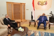 السفير الروسي يؤكد دعم بلاده لشرعية الرئيس هادي