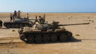 صورة ارشيفية  من معارك جبهة الساحل بتعز